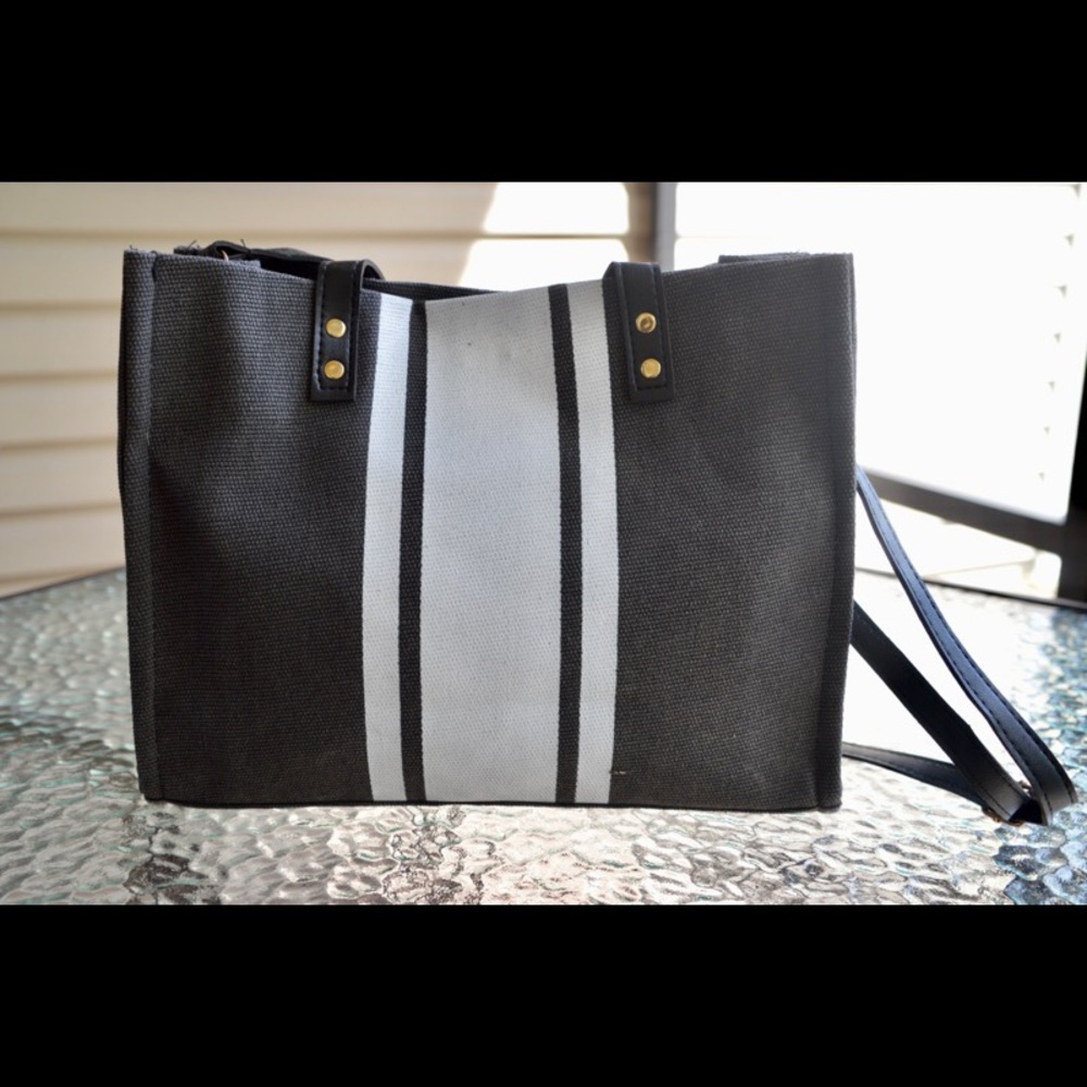 NWT Wknd OnlY  Canvas Crossbody Tote Bags - Picture 4 of 17